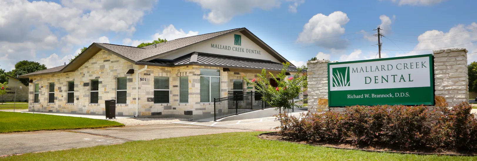Mallard Creek Dental office building in Taylor, TX